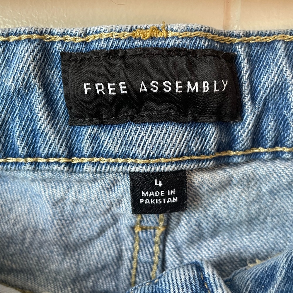 Free Assembly High Rise Patch Jean - Picture 2 of 3